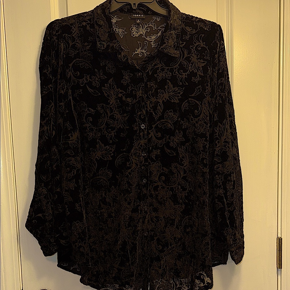 Torrid Black Long Sleeve Boxy Button Down Shirt